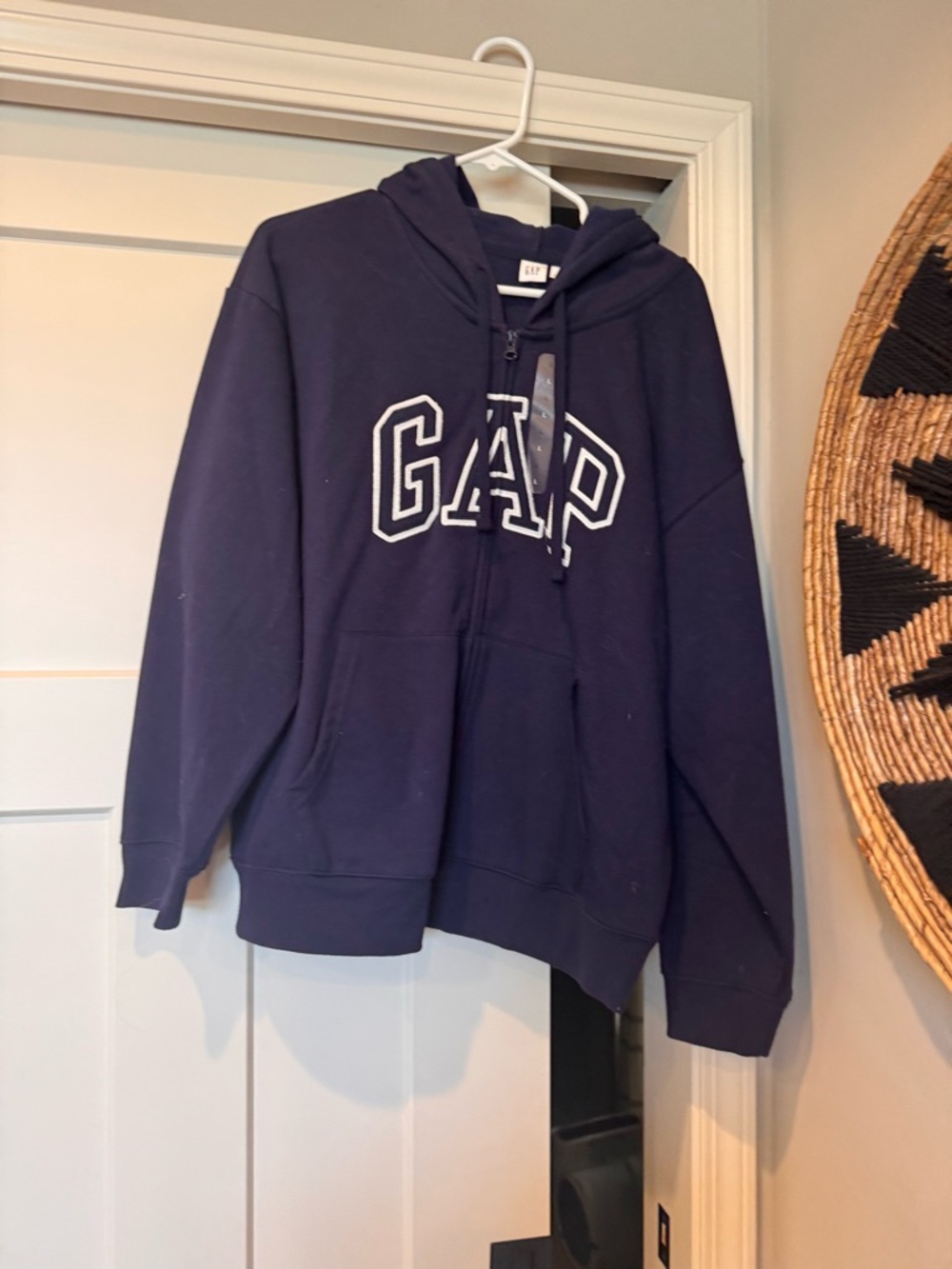 GAP Deep Navy Full-Zip Logo Hoodie. Womens large. NWT.